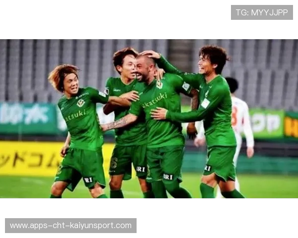 球队在洲际赛事中凭借防守拿下意外胜利，在某洲际杯足球大赛中